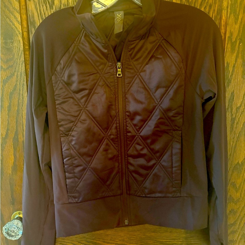 RHONE Women's burgundy lightweight fitted athletic Jacket; EUC; worn once!